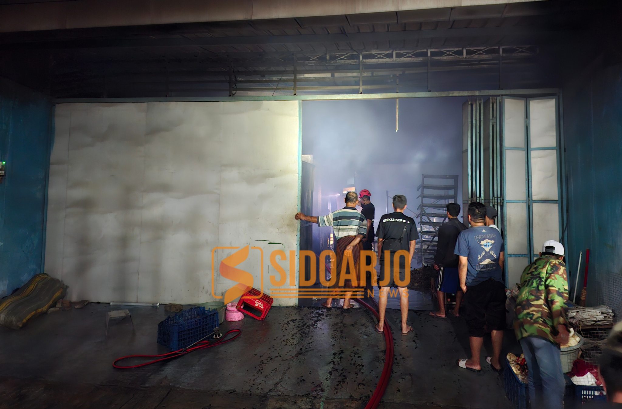 Bunyi Ledakan dari Oven, Gudang Pengolahan Kopra di Taman Sidoarjo Terbakar Hebat