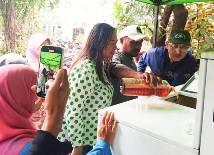 DLHK Sidoarjo Dorong Warga Menabung Minyak Jelantah Demi Lingkungan Bersih
